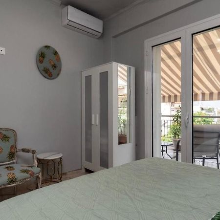 Artistic Apt In Vibrant Gazi With Large Terrace By Ghh Athens Luaran gambar