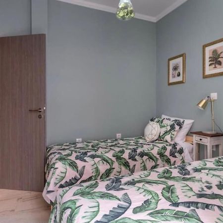 Artistic Apt In Vibrant Gazi With Large Terrace By Ghh Athens Luaran gambar